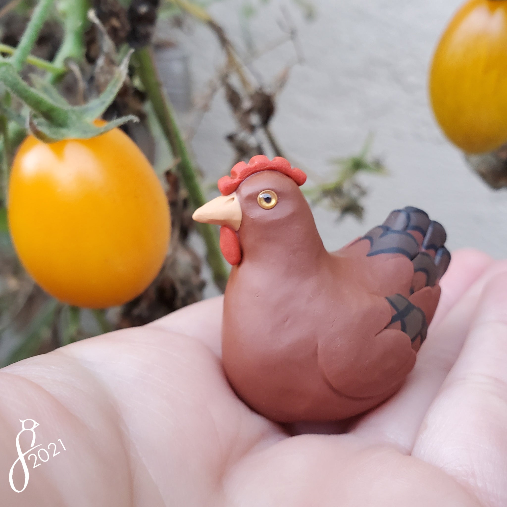 Cinnamon the Hen